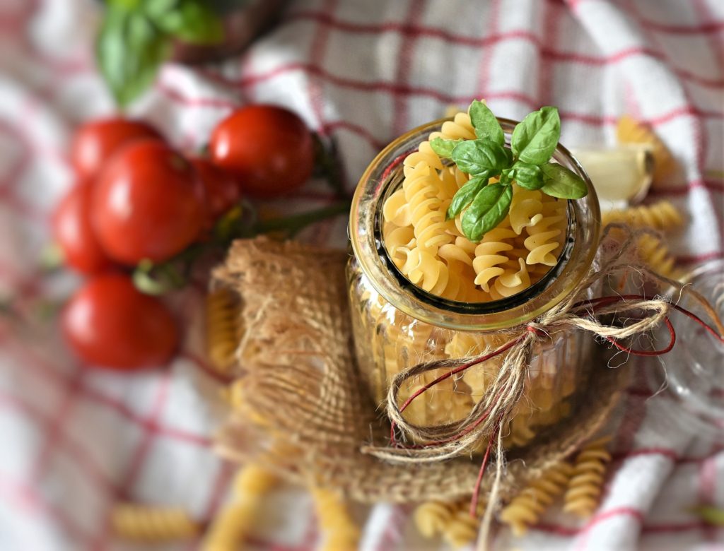 pasta in mason jar
